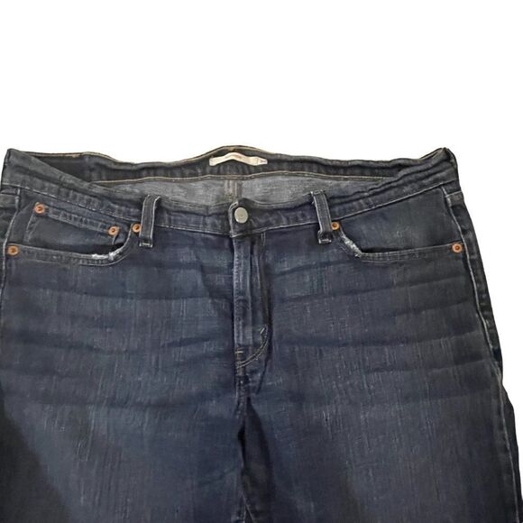 Levi’s ~ Blue Denim Boyfriend Jeans ~ size 33 - Picture 2 of 12